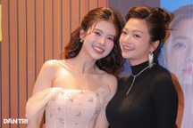 Kiều Anh đọ nhan sắc trẻ đẹp với nữ diễn viên kém 20 tuổi phim giờ vàng VTV