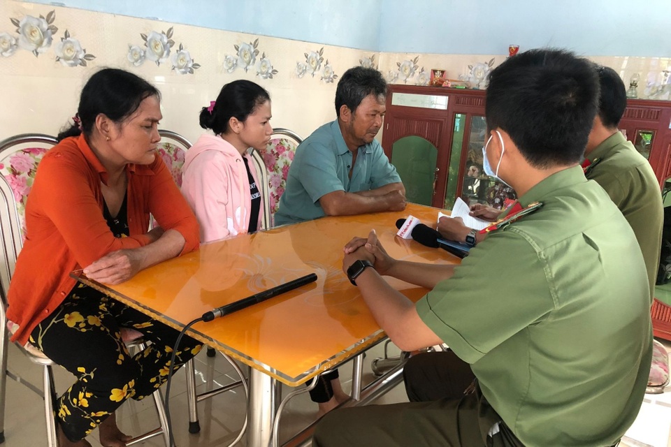 Người dân nói gì về hiệu quả chữa bệnh của ông Võ Hoàng Yên? - 3 Người dân nói gì về hiệu quả chữa bệnh của ông Võ Hoàng Yên? - 3