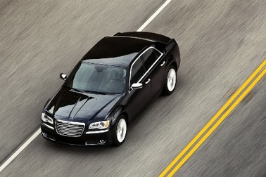 Chrysler 300 bản 2011 có giá từ dưới 30.000 USD