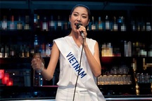 Thúy Vân tự tin trổ tài ca hát trong cuộc thi Hoa hậu quốc tế