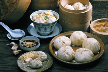 Chuyện về loại bánh bao trứ danh có cái tên lạ đời "chó cũng không thèm"