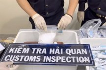 Tội phạm về ma túy lợi dụng dịch vụ chuyển phát nhanh để hoạt động