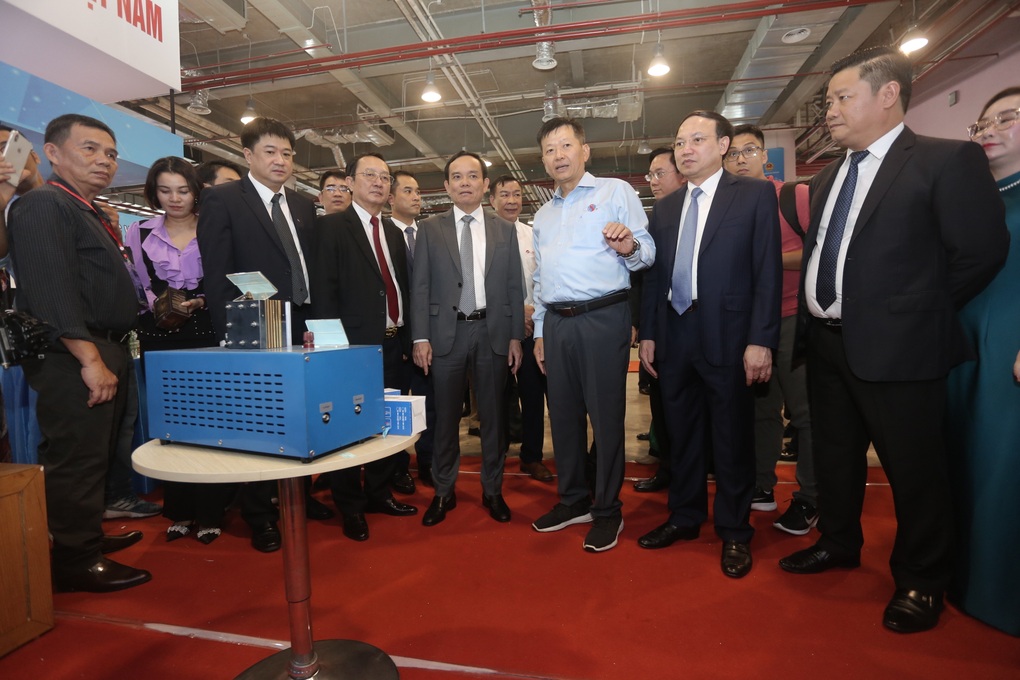 Khoa học công nghệ là đầu vào của đổi mới sáng tạo - 3 Khoa học công nghệ là đầu vào của đổi mới sáng tạo - 3