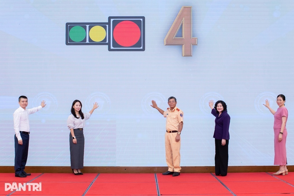 Ngày 19/12 sẽ diễn ra lễ trao giải 2 cuộc thi về giao thông - 2