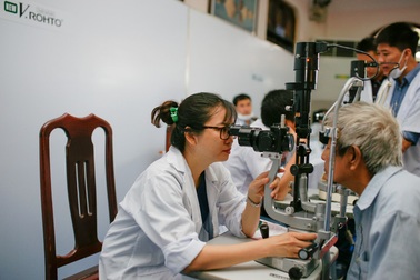 “Vì một Việt Nam mắt sáng rạng ngời”