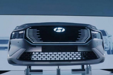 Hyundai Santa Fe thế hệ mới sẽ ra mắt sớm hơn dự kiến, thay đổi toàn diện