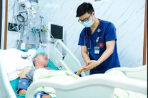 Bỏ thuốc vì nghĩ khỏi bệnh cao huyết áp, nam thanh niên đột quỵ