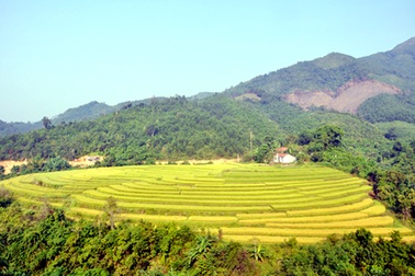 Đánh thức tiềm năng du lịch Tiên Yên