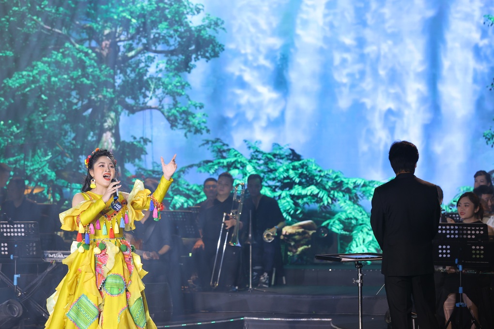 Sao Mai 2022: Nhạc nhẹ bùng nổ tại đêm thi thứ hai - 3