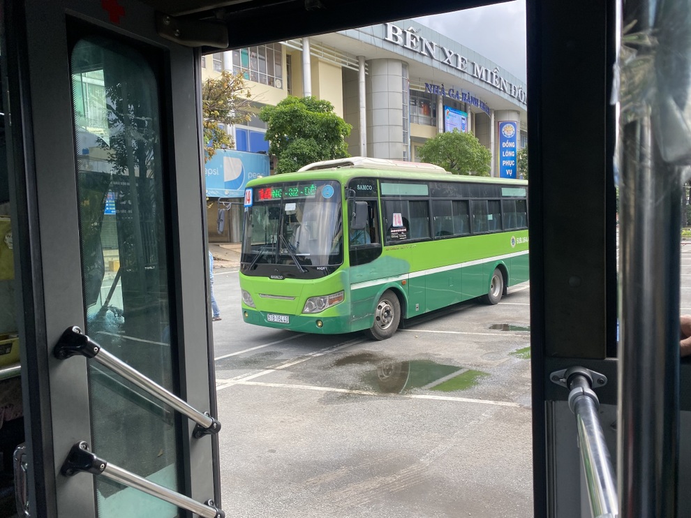 TPHCM: Xe khách ít người đi, tàu cao tốc liên tỉnh chưa được chạy - 5 TPHCM: Xe khách ít người đi, tàu cao tốc liên tỉnh chưa được chạy - 5