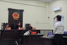 Quản lý nhà hàng ở TPHCM tổ chức cho nam nhân viên đi "sex tour"