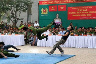 Đặc nhiệm hướng Nam gây kinh sợ tội phạm đường phố