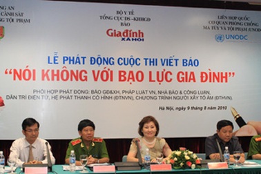 Bạo lực gia đình phần lớn xuất phát từ nam giới