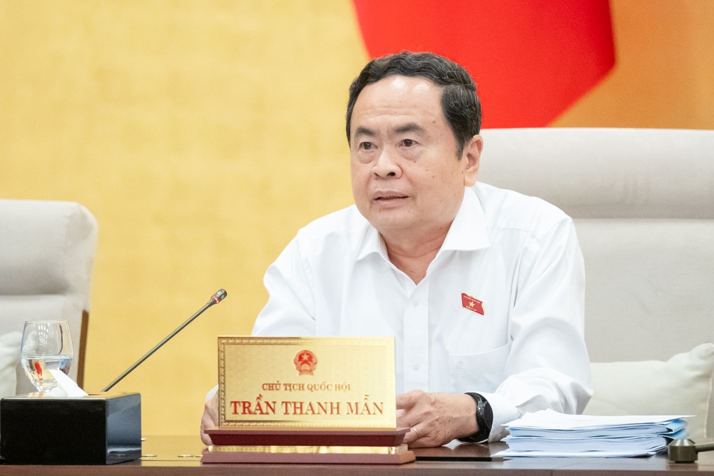 Chủ tịch Quốc hội: Tạo điều kiện để doanh nghiệp, người dân vay vốn - 1 Chủ tịch Quốc hội: Tạo điều kiện để doanh nghiệp, người dân vay vốn - 1