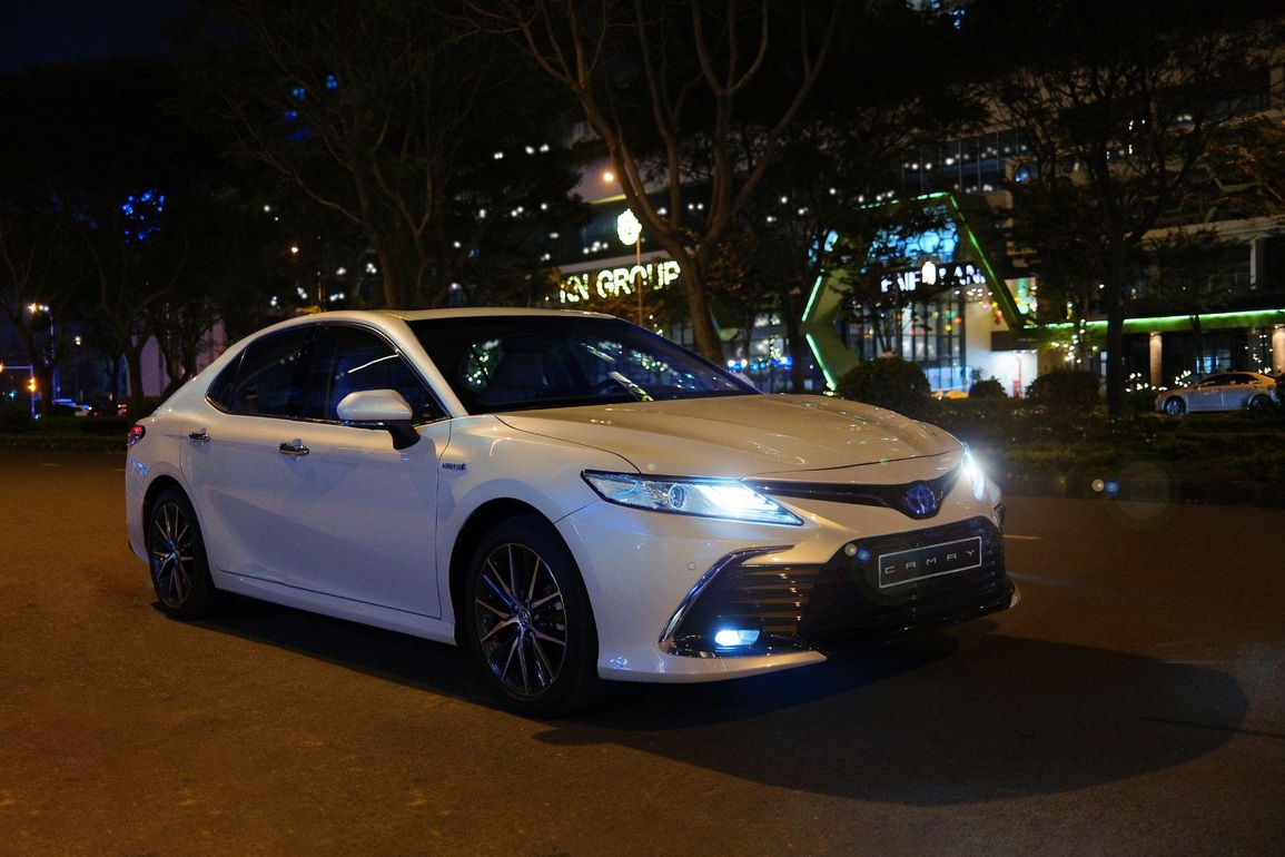 Là dòng ô tô tiết kiệm xăng nhất Việt Nam nhưng lái xe hybrid liệu có phức tạp? - 3 Là dòng ô tô tiết kiệm xăng nhất Việt Nam nhưng lái xe hybrid liệu có phức tạp? - 3
