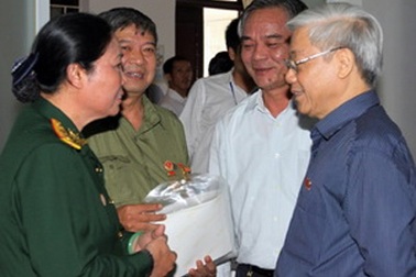 Tổng Bí thư tiếp xúc cử tri 2 quận ở thủ đô Hà Nội