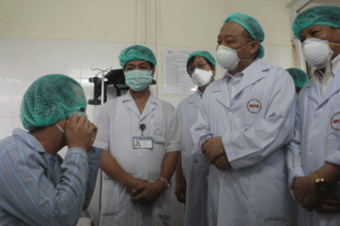 Phát động cuộc thi viết tôn vinh thầy thuốc