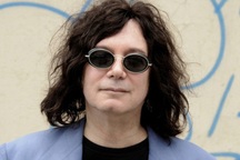 Huyền thoại nhạc rock qua đời do nhiễm Covid-19