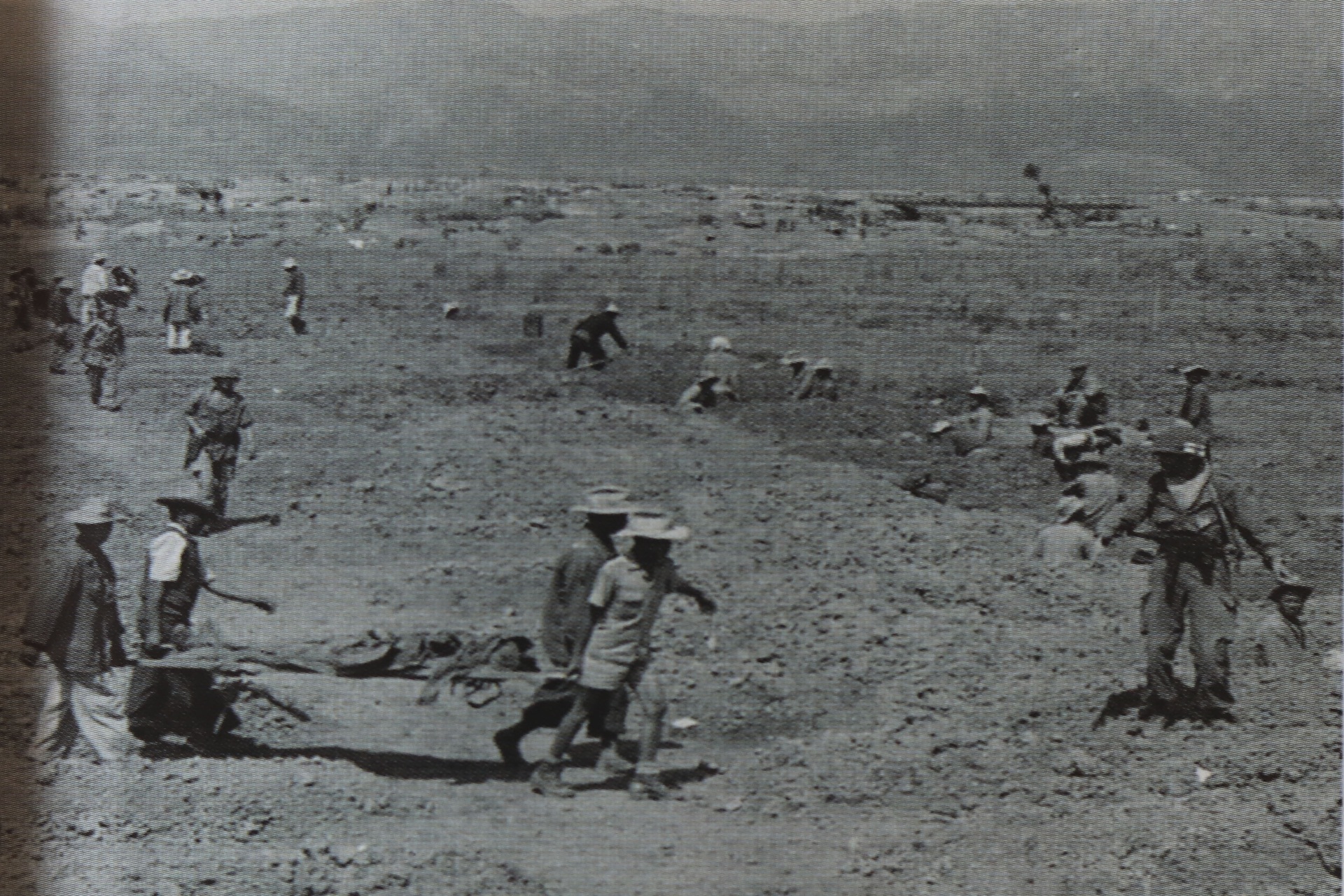 Tình cảnh khốn quẫn của quân Pháp ở chiến trường Điện Biên Phủ - 7