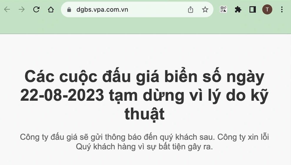 Trang web đấu giá biển số xe thông báo dừng đấu giá vì lý do kỹ thuật khiến nhiều người không hài lòng (Ảnh chụp màn hình).