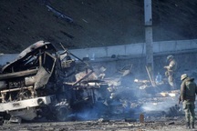 Ukraine tuyên bố phá hủy 20 xe quân sự Nga gần Kiev