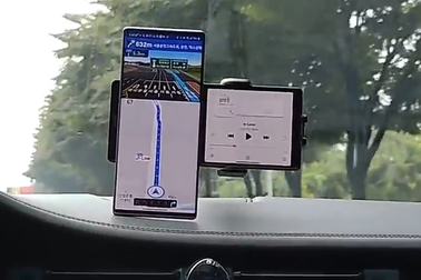 Lộ video thực tế smartphone màn hình xoay độc đáo của LG