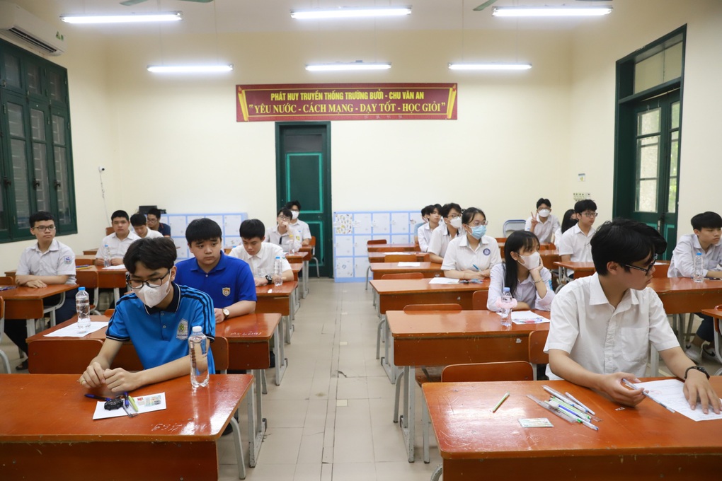Hà Nội bác bỏ thông tin tỷ lệ trúng tuyển lớp 10 công lập thấp kỷ lục - 1 Hà Nội bác bỏ thông tin tỷ lệ trúng tuyển lớp 10 công lập thấp kỷ lục - 1