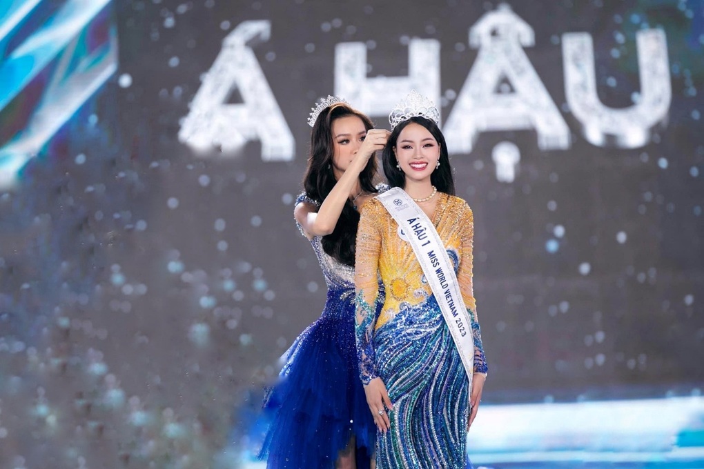 Á hậu 1 Đào Thị Hiền từng làm MC song ngữ, giấu gia đình đi thi nhan sắc - 1 Á hậu 1 Đào Thị Hiền từng làm MC song ngữ, giấu gia đình đi thi nhan sắc - 1