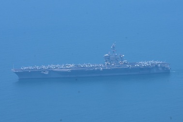 Tàu sân bay Mỹ đã vào vịnh Đà Nẵng
