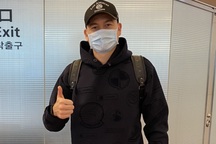 Điểm bất lợi cực lớn khiến Văn Lâm khó cạnh tranh ở Cerezo Osaka