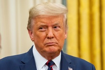 Tín hiệu đáng lo ngại với ông Trump từ vụ FBI khám xét nhà riêng