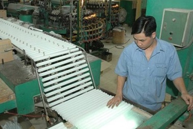 Việt Nam hoàn thiện công nghệ chế tạo bột huỳnh quang ba màu