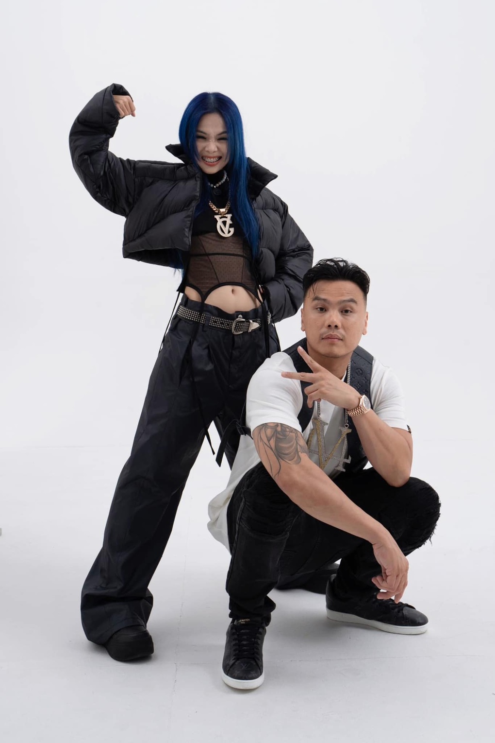 Nữ rapper gây sốt với giọng ca độc lạ và gu thời trang táo bạo - 3 Nữ rapper gây sốt với giọng ca độc lạ và gu thời trang táo bạo - 3