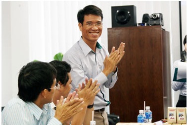 Thêm 16 khách hàng "trúng lớn" từ Sắc Ngọc Khang