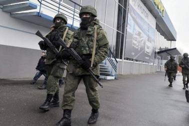 Khủng hoảng Ukraine phủ bóng đen lên thị trường tài chính toàn cầu