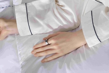 Nhẫn thông minh Galaxy Ring lên kệ, giá 9,99 triệu đồng