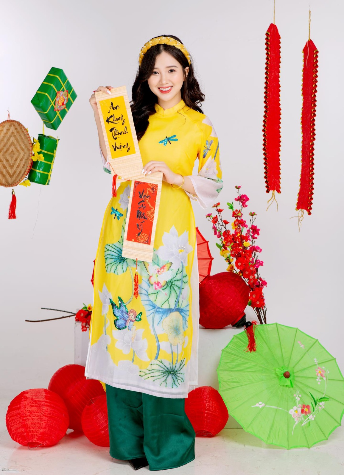 Thiếu nữ Phú Thọ khoe ảnh đón xuân, chia sẻ chuyện học, chuyện Tết - 2 Thiếu nữ Phú Thọ khoe ảnh đón xuân, chia sẻ chuyện học, chuyện Tết - 2