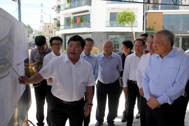 Phó Thủ tướng kiểm tra 2 dự án “làm mãi không xong” ở Khánh Hòa