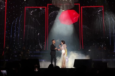 Lệ Quyên ft Tuấn Hưng