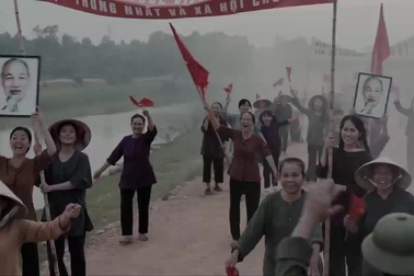 Hòa Minzy hát "Nỗi đau giữa hòa bình", nhạc phim Mưa đỏ