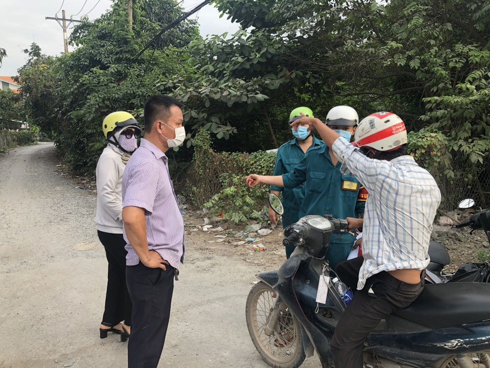 TPHCM: Phong tỏa nơi làm, nơi ở của bệnh nhân Covid-19 về nước chui - 7 TPHCM: Phong tỏa nơi làm, nơi ở của bệnh nhân Covid-19 về nước chui - 7