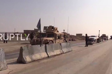 Đưa xe Stryker đến Syria và thừa nhận của Mỹ