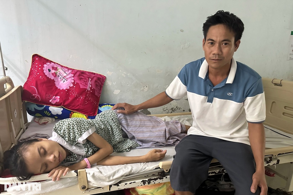 Khát vọng có con và nỗi đau của người mẹ trẻ mắc bệnh tim - 3 Khát vọng có con và nỗi đau của người mẹ trẻ mắc bệnh tim - 3