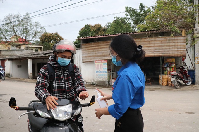 Trường Cao đẳng GTVT Trung ương I : Học sinh, sinh viên trở lại học tập sau kỳ nghỉ dài vì dịch Covid-19 - Ảnh 3. Trường Cao đẳng GTVT Trung ương I : Học sinh, sinh viên trở lại học tập sau kỳ nghỉ dài vì dịch Covid-19 - Ảnh 3.