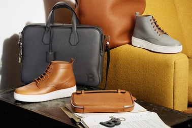 Giảm giá cuối mùa thu đông 2015 của BURBERRY, FERRAGAMO…