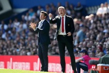 Man Utd thua đậm Everton: HLV Solskjaer đã hết phép