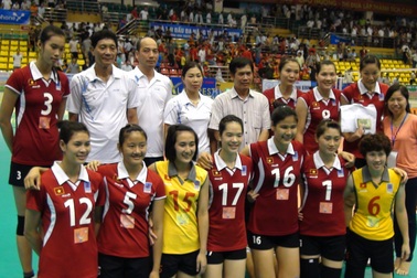 Thắng Kazakhstan 3-0, đội tuyển nữ Việt Nam vào chung kết