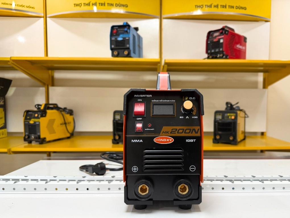 Hồng Ký: 40 năm xây dựng thương hiệu máy hàn dành cho người Việt - 2 Hồng Ký: 40 năm xây dựng thương hiệu máy hàn dành cho người Việt - 2