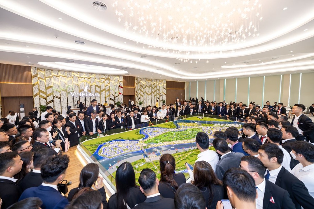 Thêm nút thắt chính sách được tháo gỡ, nhà đầu tư tăng tốc tìm dự án tiềm năng - 1 Thêm nút thắt chính sách được tháo gỡ, nhà đầu tư tăng tốc tìm dự án tiềm năng - 1