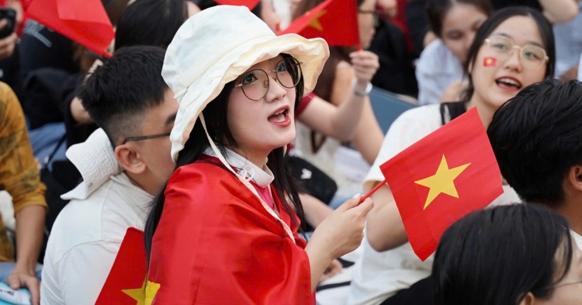 Cảm xúc đọng lại sau đại lễ kỷ niệm 50 năm thống nhất đất nước